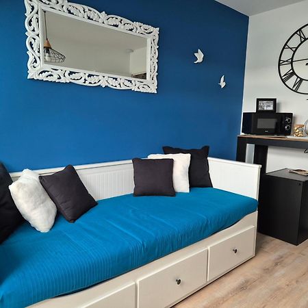 Bed and Breakfast Les Charmilles Escoville Exterior foto